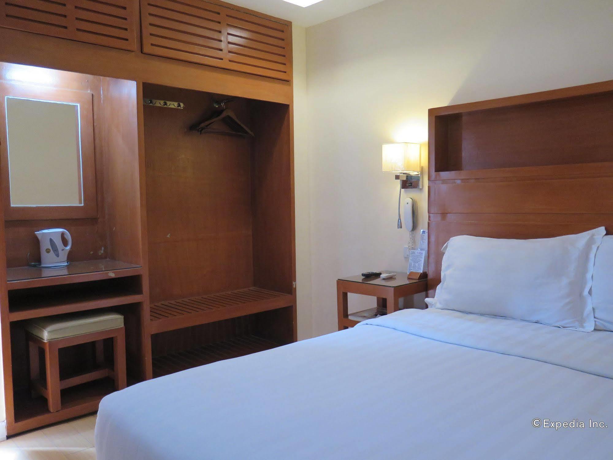 La Gloria Residence Inn Cebu Exterior foto